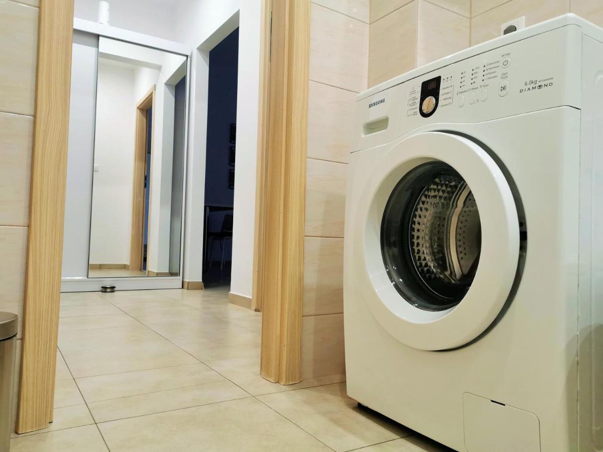 Apartament Seven Legnica Buitenkant foto